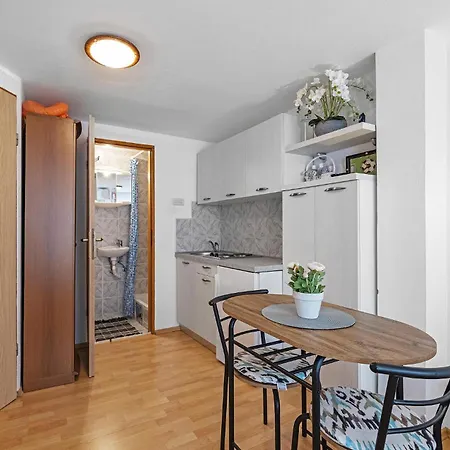 Appartement Stunning In *